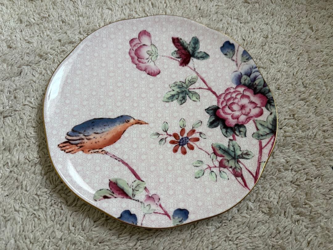  花と鳥の皿 ４枚セット