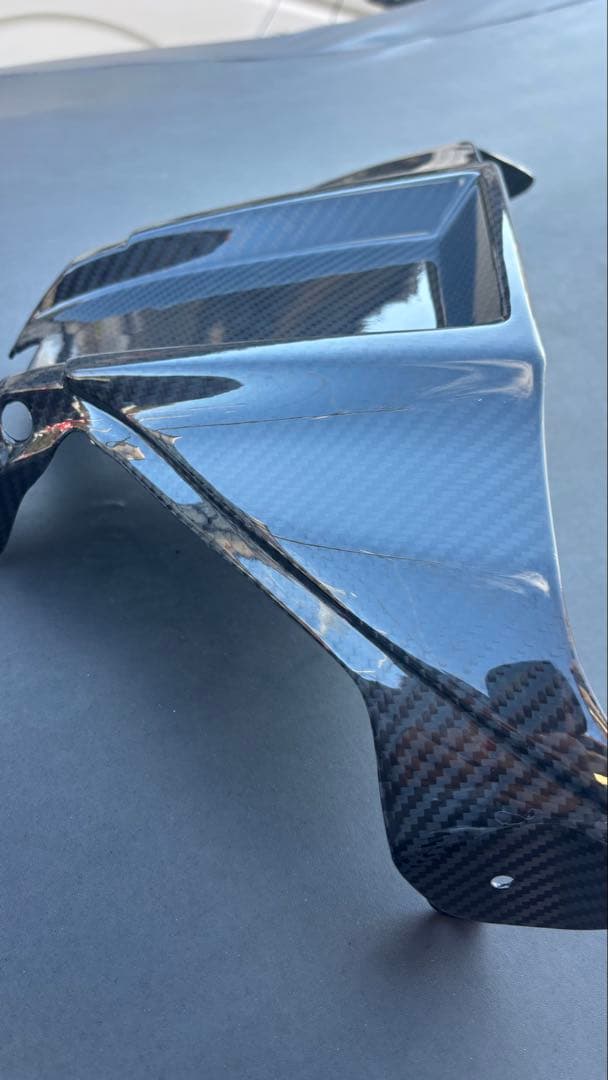 zx10r フロントタンクカバー　カーボン製