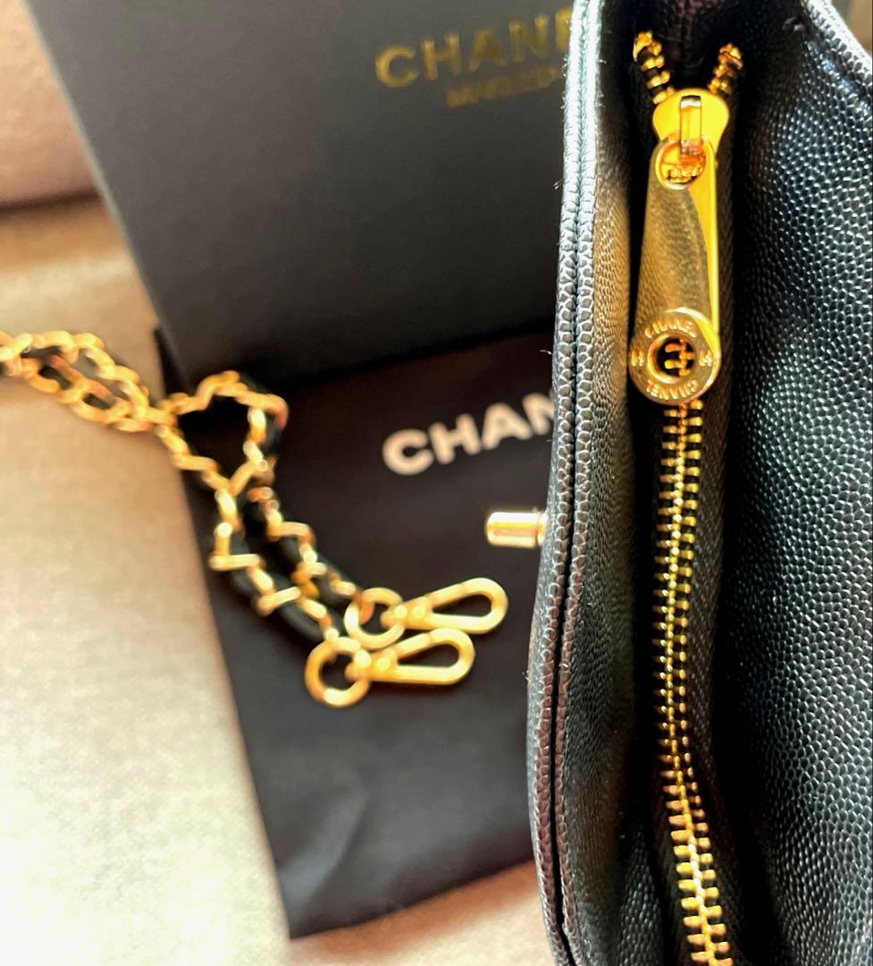 CHANELシャネル チェーン ショルダーバッグ　ノベルティ