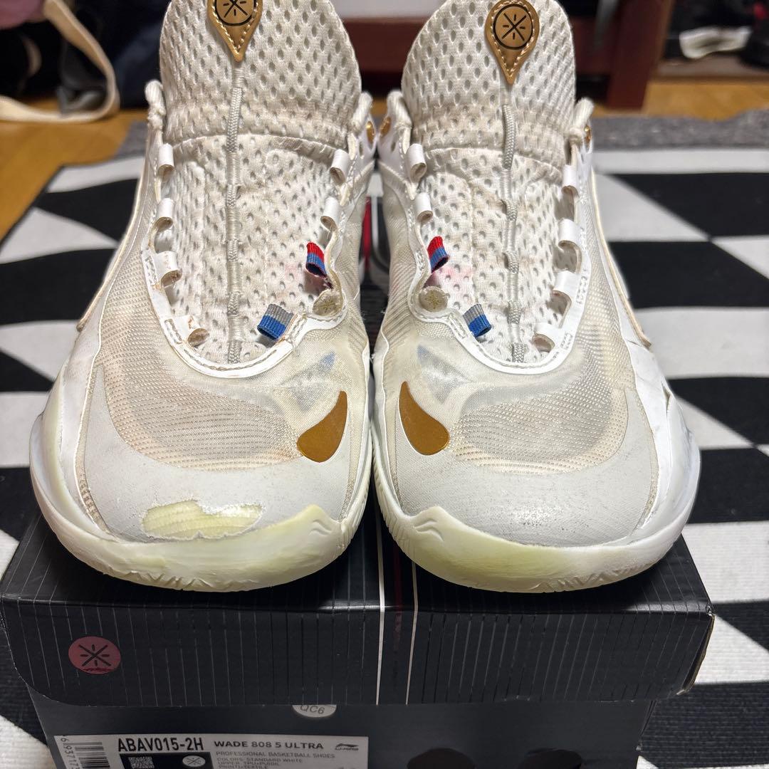 Wade 808 5 Ultra バスケットボールシューズ