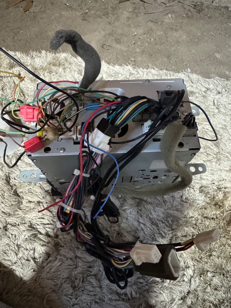 日産純正カーナビ　MM318D-W