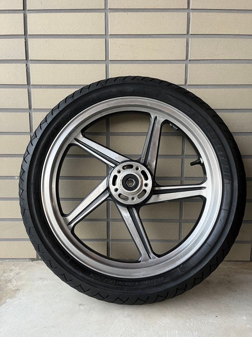 ゼファー400•550 純正前後キャストホイール