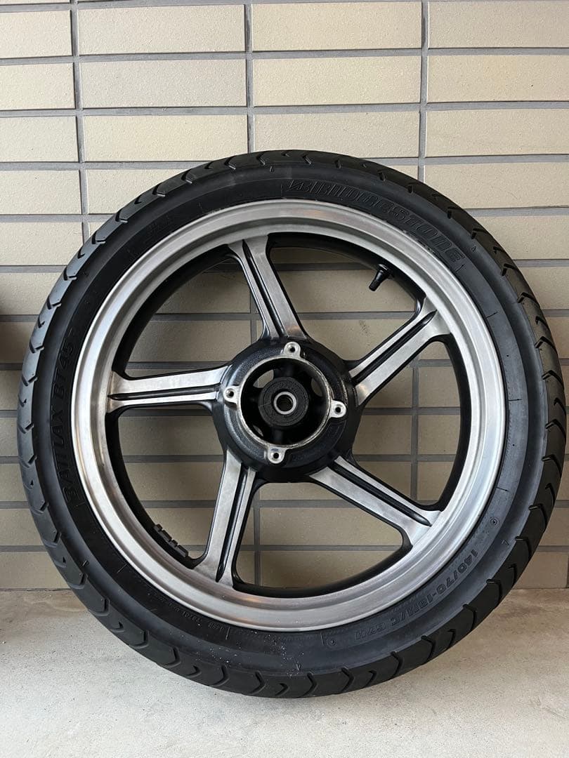 ゼファー400•550 純正前後キャストホイール