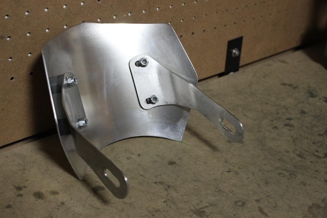 アルミ メーターバイザー ストレート　7インチ SR400