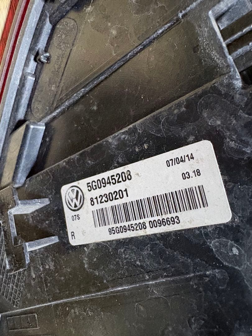 ゴルフ7 GTI 前期　純正テール　中古