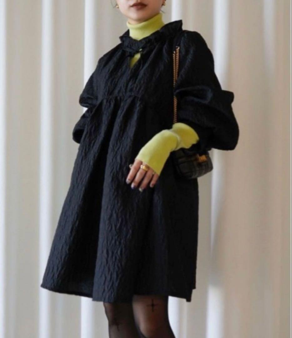 アメリヴィンテージ　BUMPY VOLUME MINI DRESS