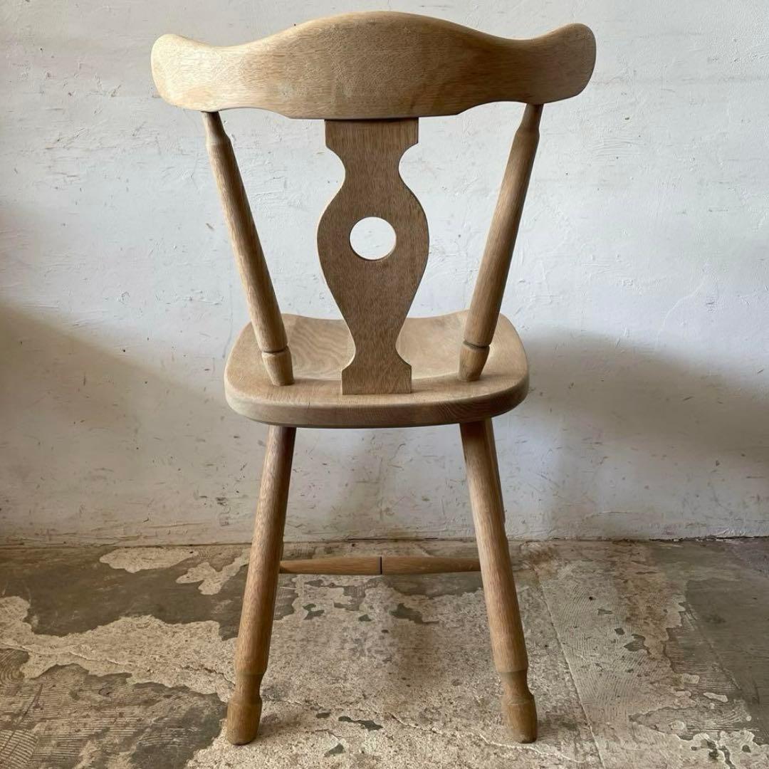 木製クラシックダイニングチェア2種類