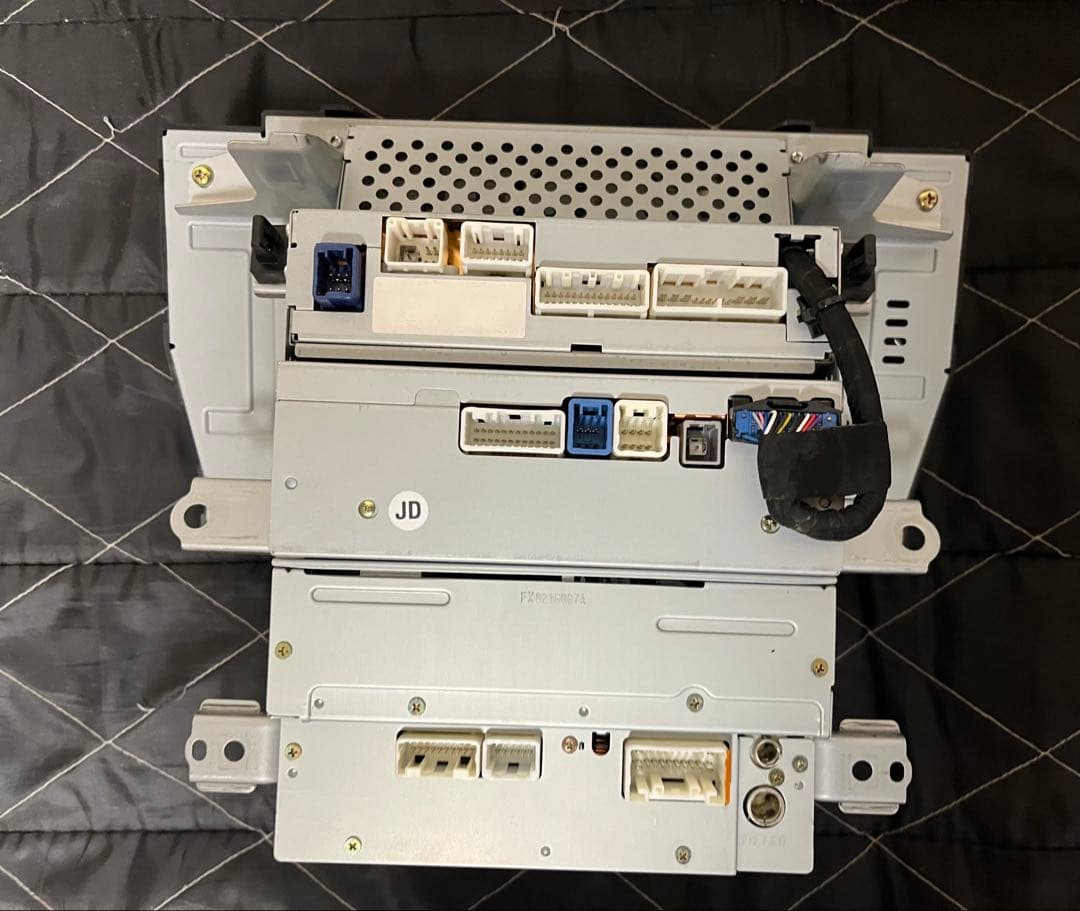 18クラウン　ロイヤル　前期　純正ナビ