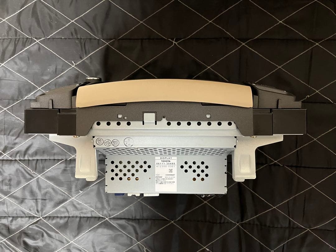 18クラウン　ロイヤル　前期　純正ナビ