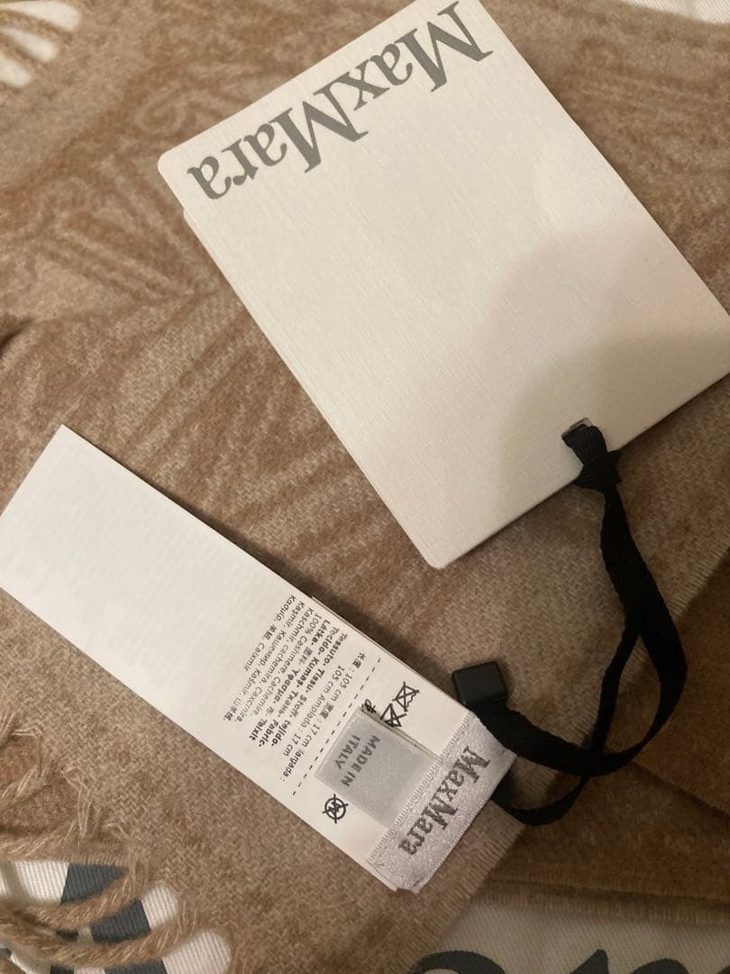 新品Max Mara wsanima マックスマーラ　ジャガードカシミヤマフラー