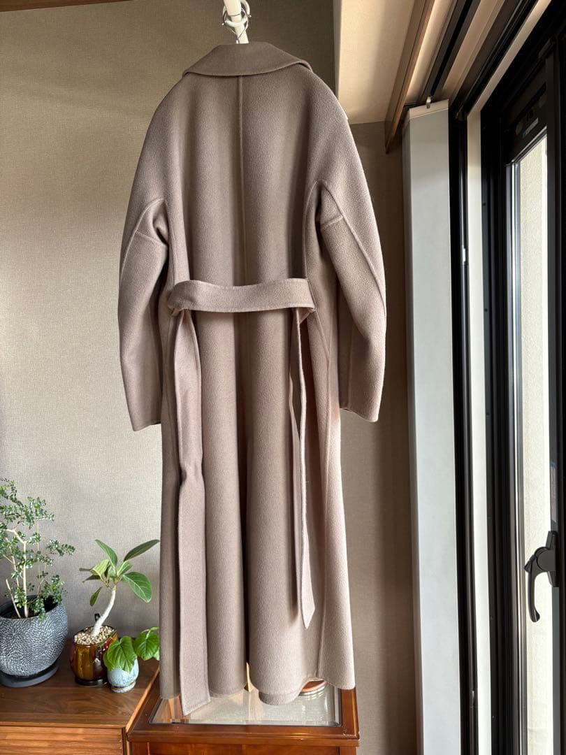 BEIGE, ロングコート＊　ウール100% キュプラ裏地