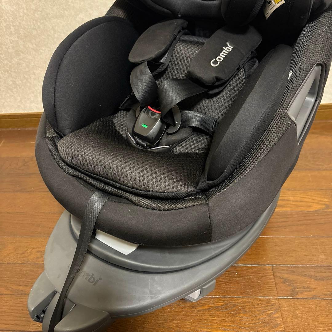 【美品】Combi ザエス プラス ISOFIX ZC-750 新生児OK