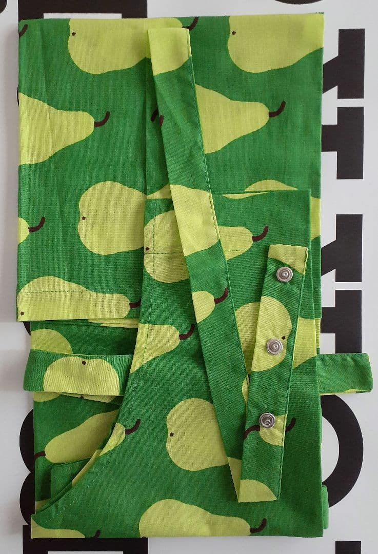 マリメッコ　パーリナ　エプロン　グリーン