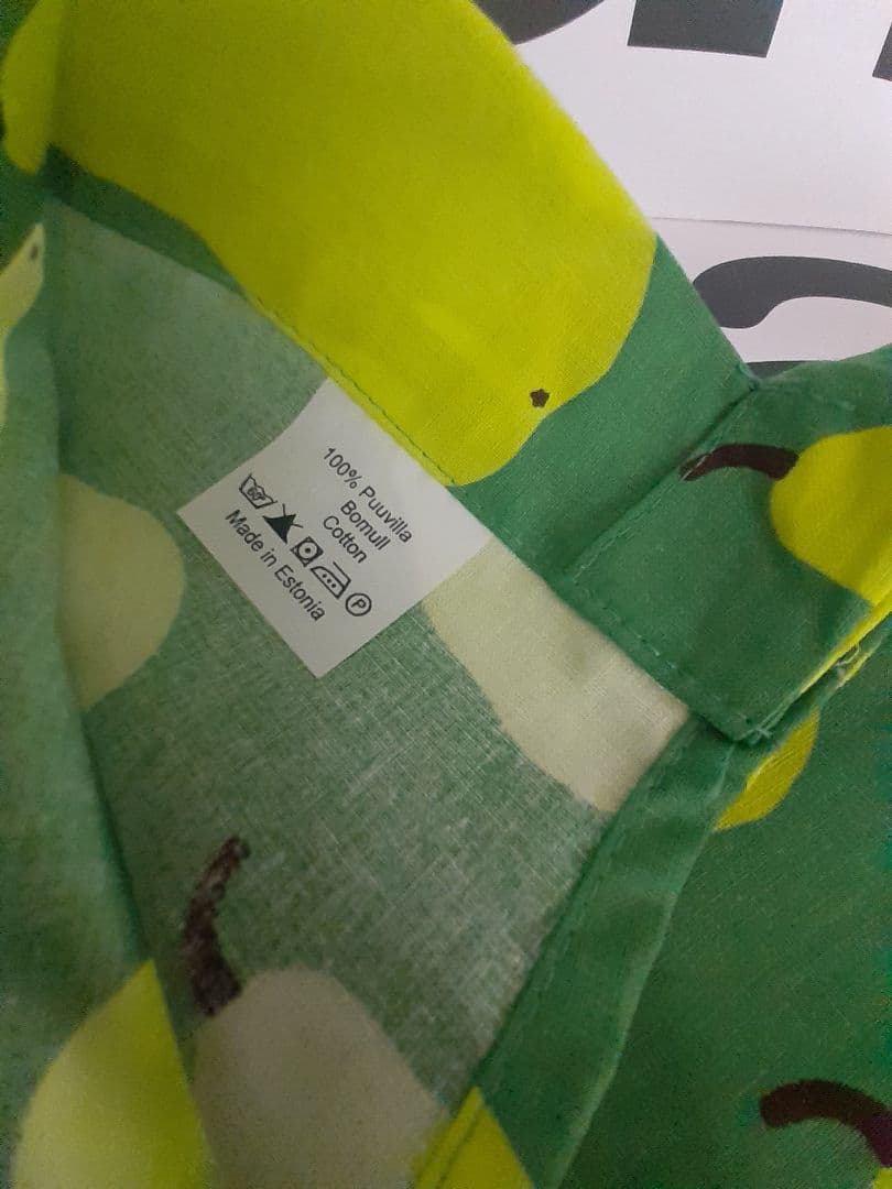 マリメッコ　パーリナ　エプロン　グリーン