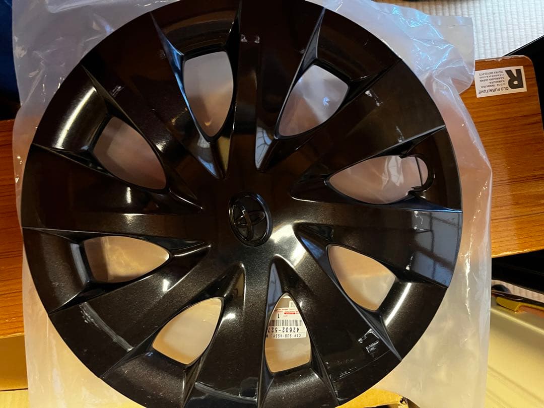 スペイド、ポルテグランパー用15インチ ホイールキャップ中古4枚セット