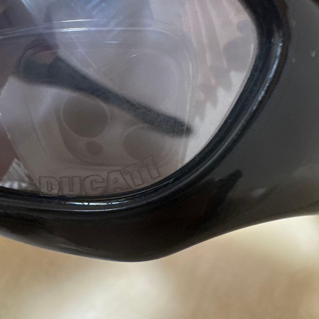 Oakley モンスタードッグ　ducati