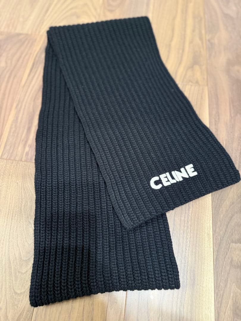 セリーヌ マフラー