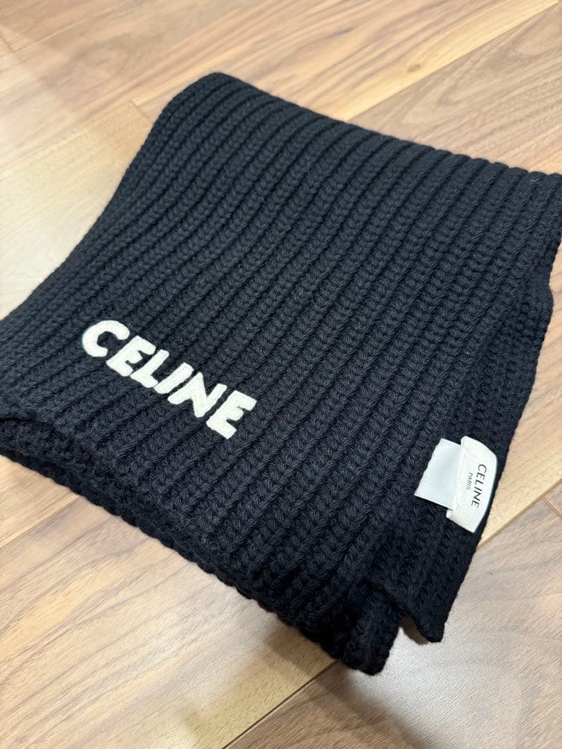 セリーヌ マフラー