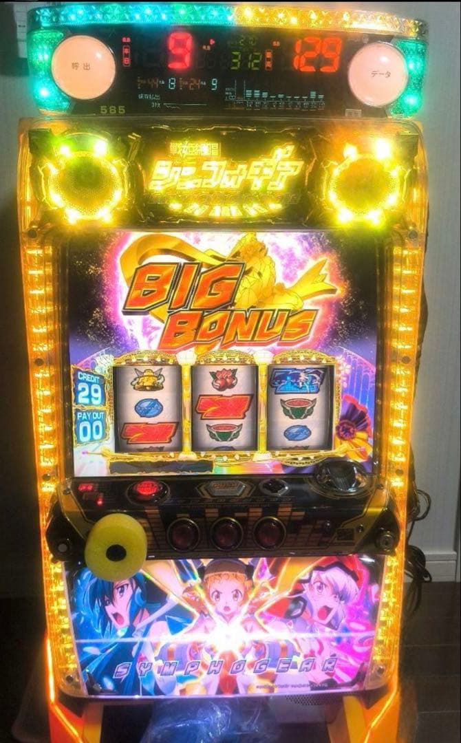 凸*凹様 戦姫絶唱 シンフォギア 5号機 実機 データカウンター付き