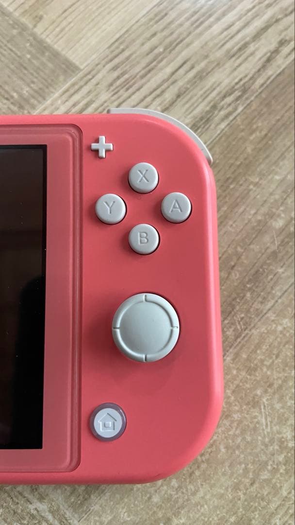 コーラル Switch Lite 初期化済 クリアケース付 本体のみ