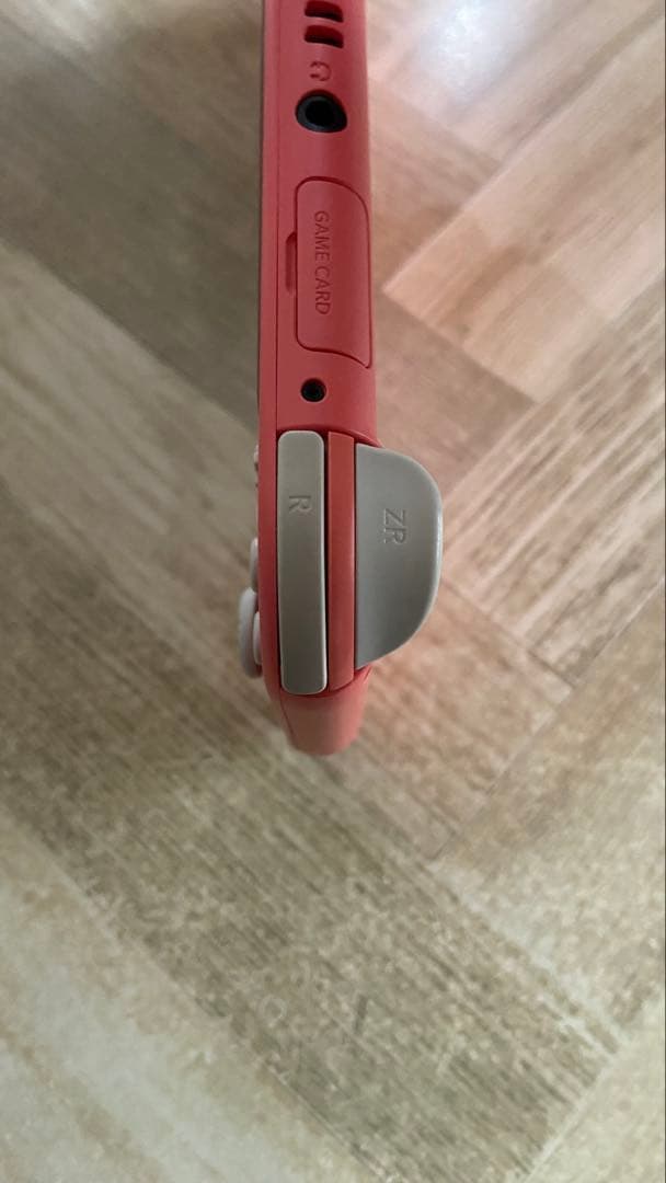 コーラル Switch Lite 初期化済 クリアケース付 本体のみ