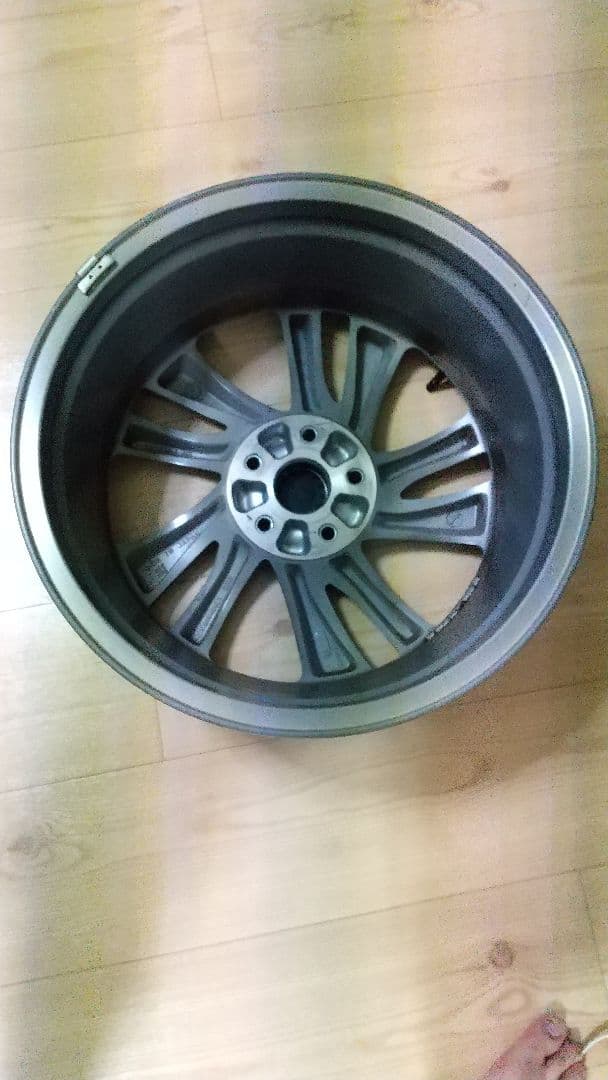 18インチ レヴォーグVM用純正ホイール 2個セット 1/2