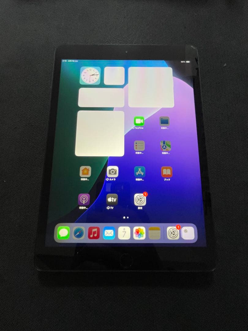 ソ*ト様 ipad 7世代　32GB WIFIモデル　美品　完動品