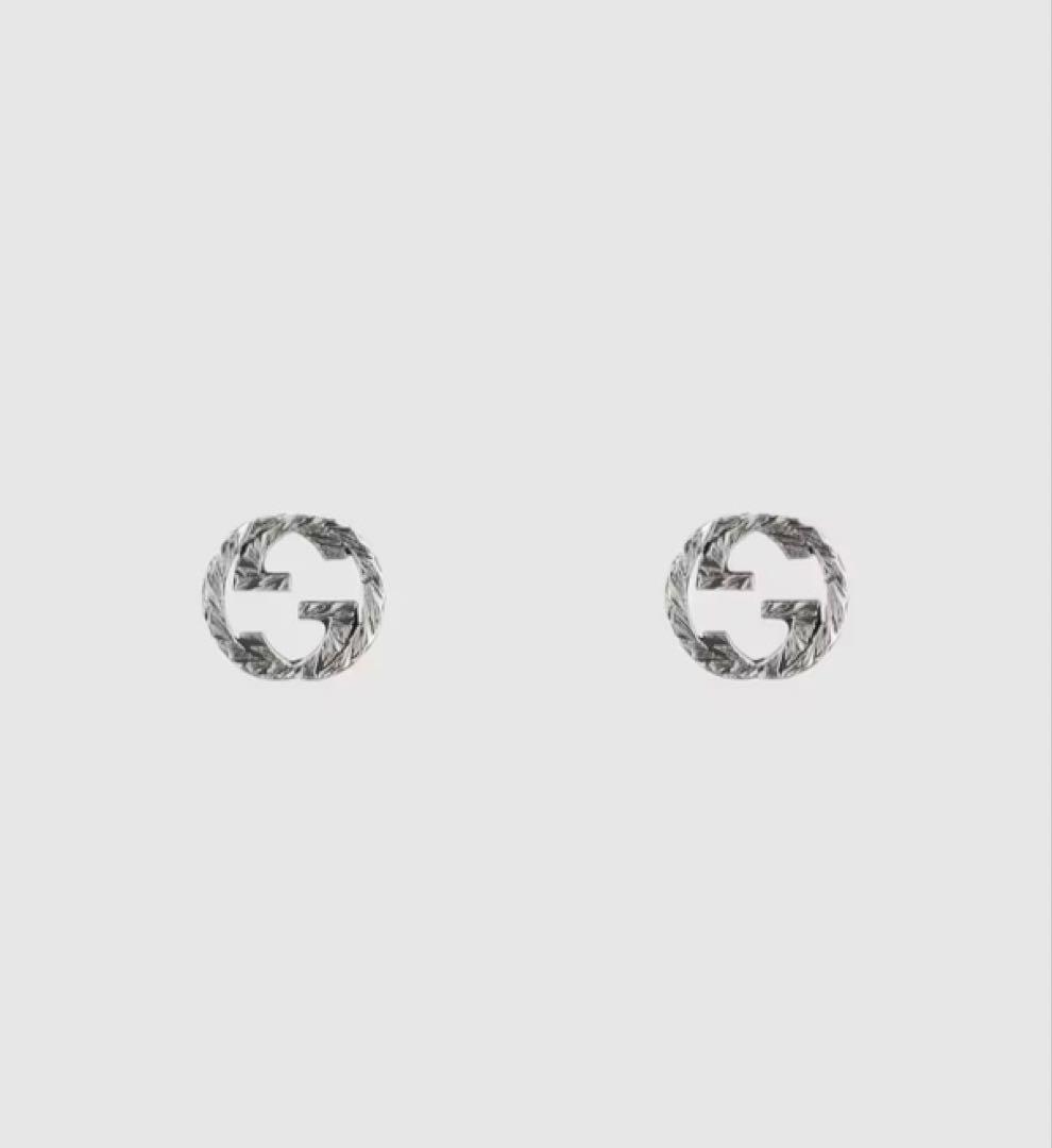 u*c様 GUCCI シルバー スタッドピアス ロゴ片耳のみ