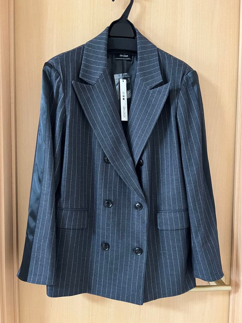 新品deru2828 ジャケット フリーサイズ 吉岡純子