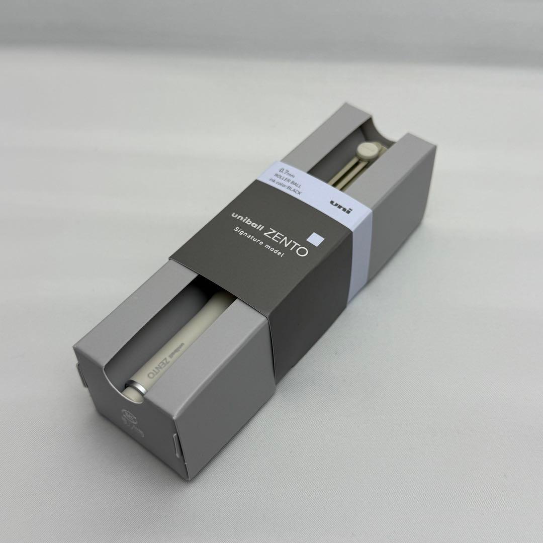 【入手困難】ユニボールゼント シグ二チャーモデル　シルバー　シャンパンゴールド