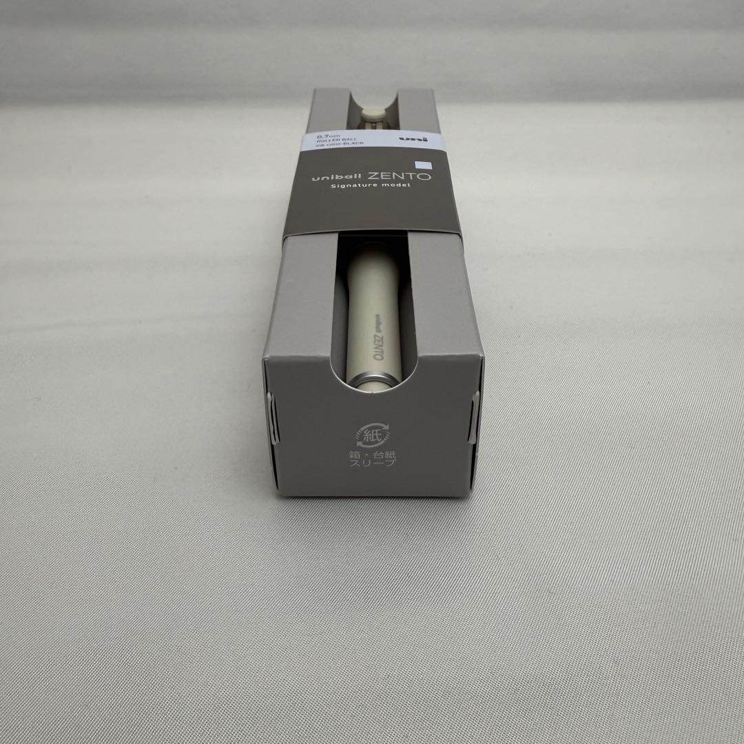 【入手困難】ユニボールゼント シグ二チャーモデル　シルバー　シャンパンゴールド