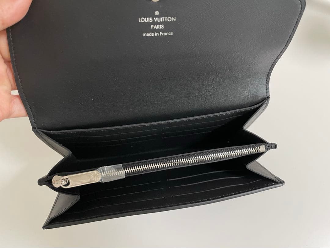 ルイヴィトン 長財布 ポルトフォイユ・イリス マヒナ M60143 ノワール