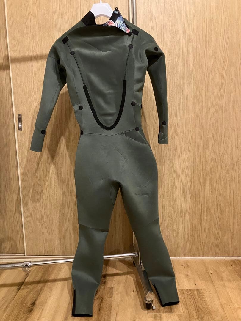 ロキシー　ウエット　フルスーツ　3ミリ×2ミリ