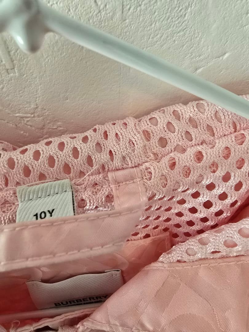 Burberry ピンク フード付きジャケット