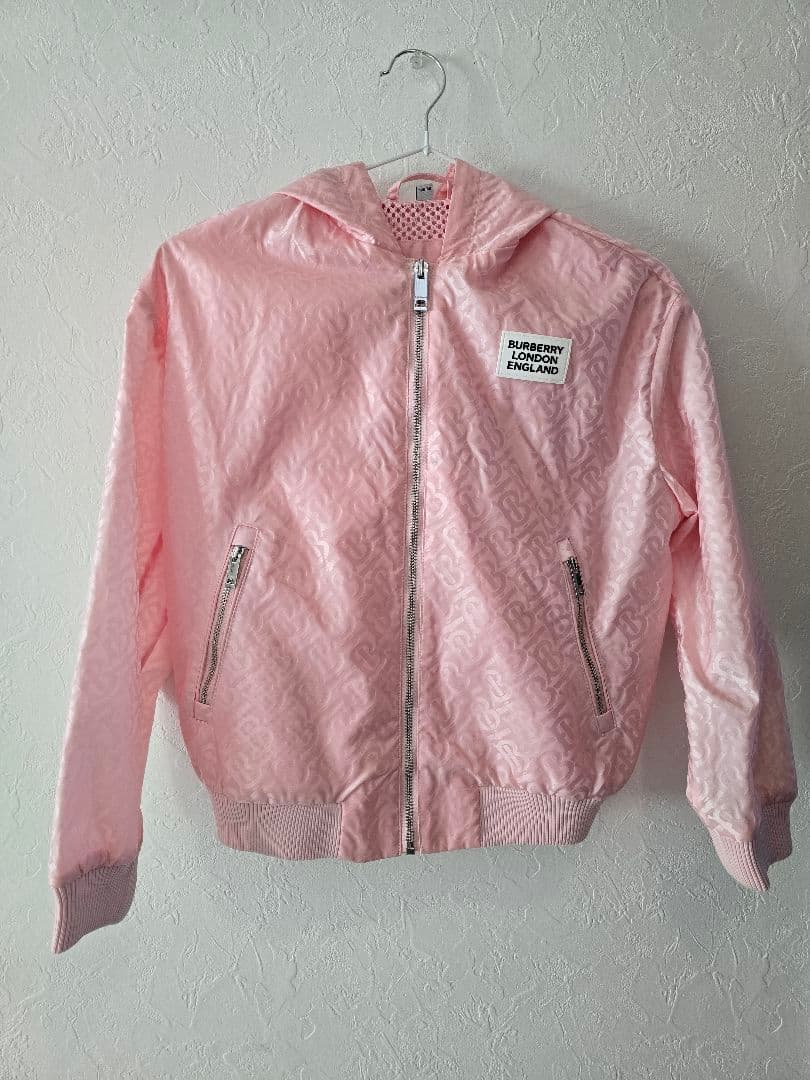 Burberry ピンク フード付きジャケット