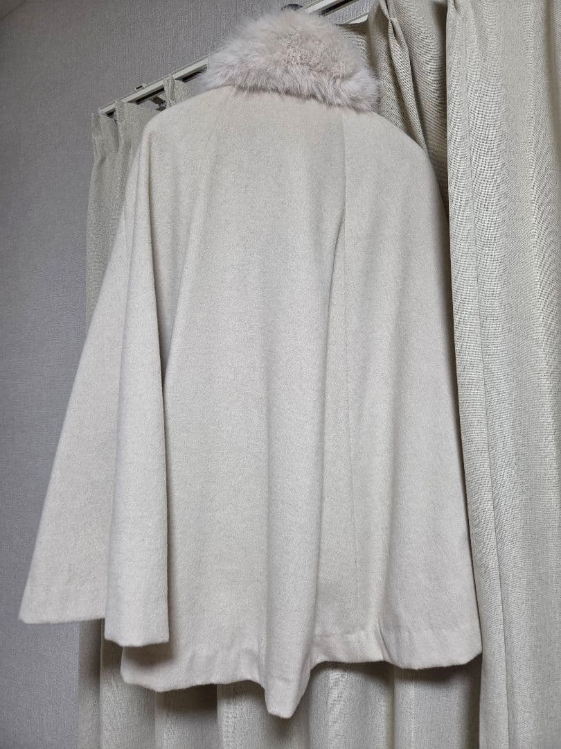 [ポピ]ショートケープコート