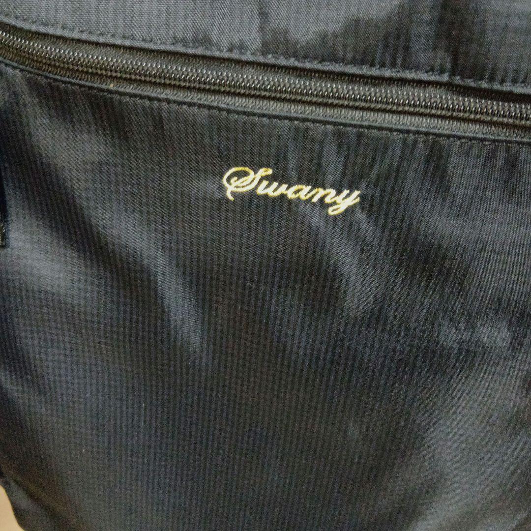 SWANY　スワニー4輪 キャリーバック　ケース 黒にリボン　ストッパー付き