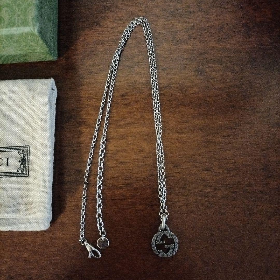 GUCCI シルバーネックレス GGロゴ