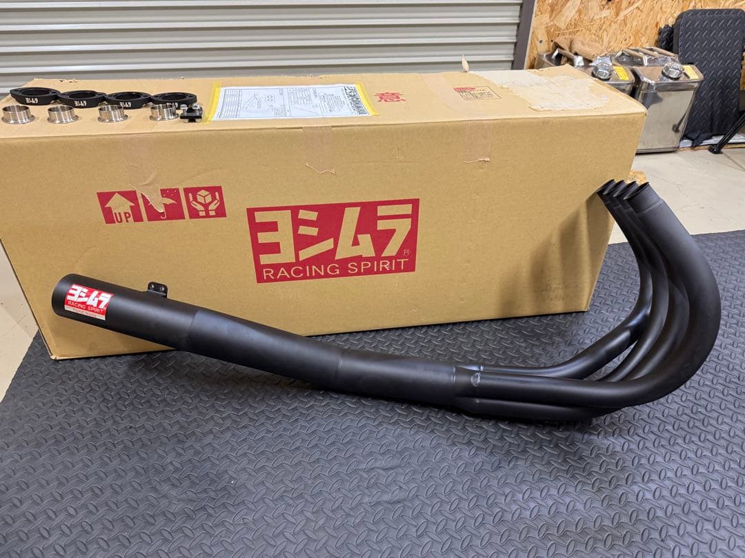 Z900RS ヨシムラ レーシング手曲「T-SPEC」　アンダーカウルセット売り