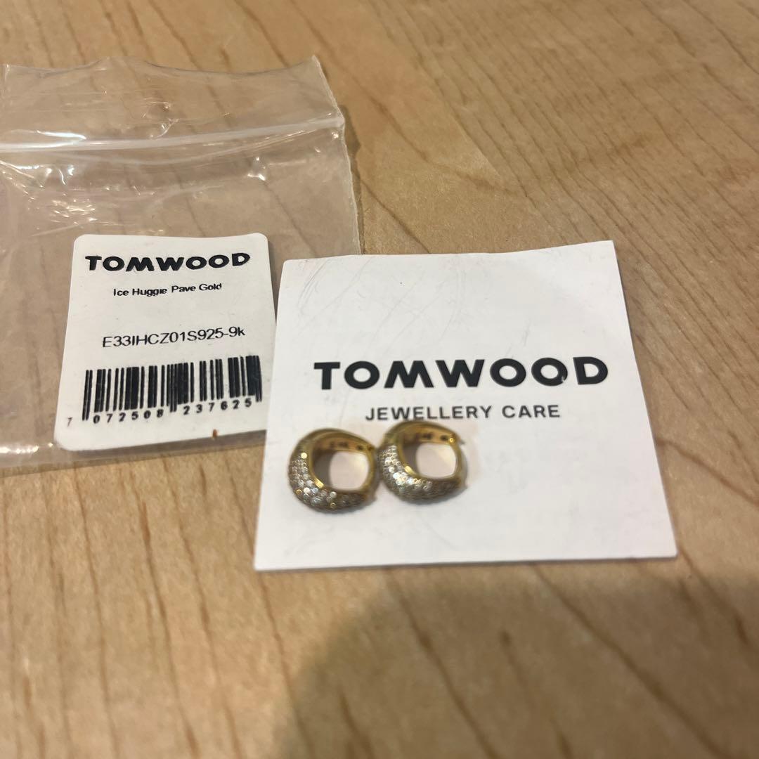 Ice Huggies Pave Gold ピアス