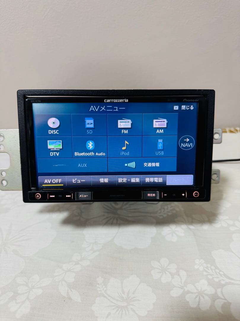 カロッツェリア AVIC-RZ700 カーナビ