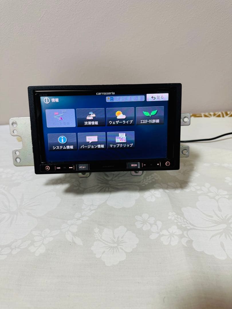 カロッツェリア AVIC-RZ700 カーナビ