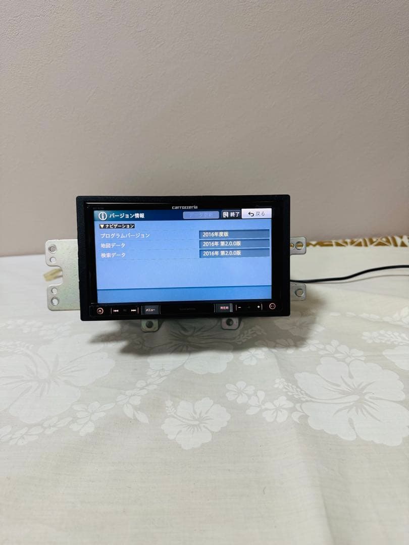 カロッツェリア AVIC-RZ700 カーナビ