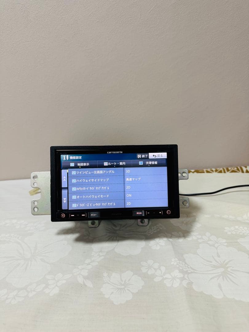 カロッツェリア AVIC-RZ700 カーナビ