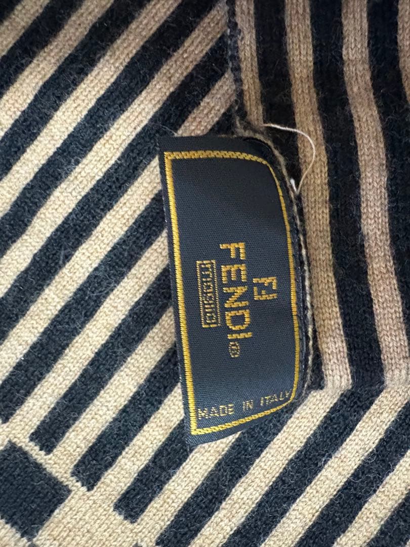 FENDI ズッカ柄マフラー ベージュ ブラック⭐︎美品
