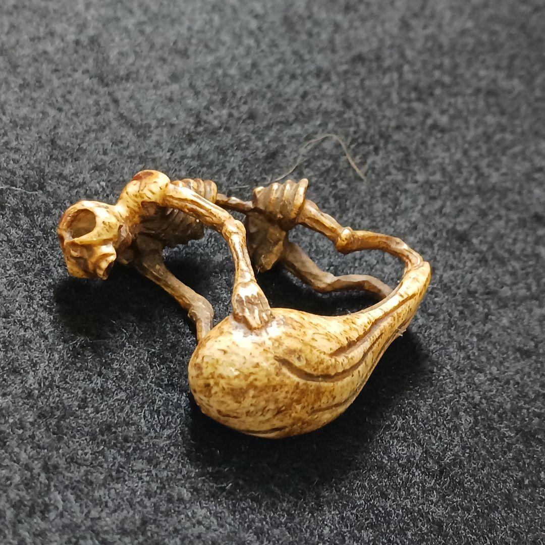 X115-7 江戸期 魂骸骨根付 ガイコツ 根付 提物　ひ