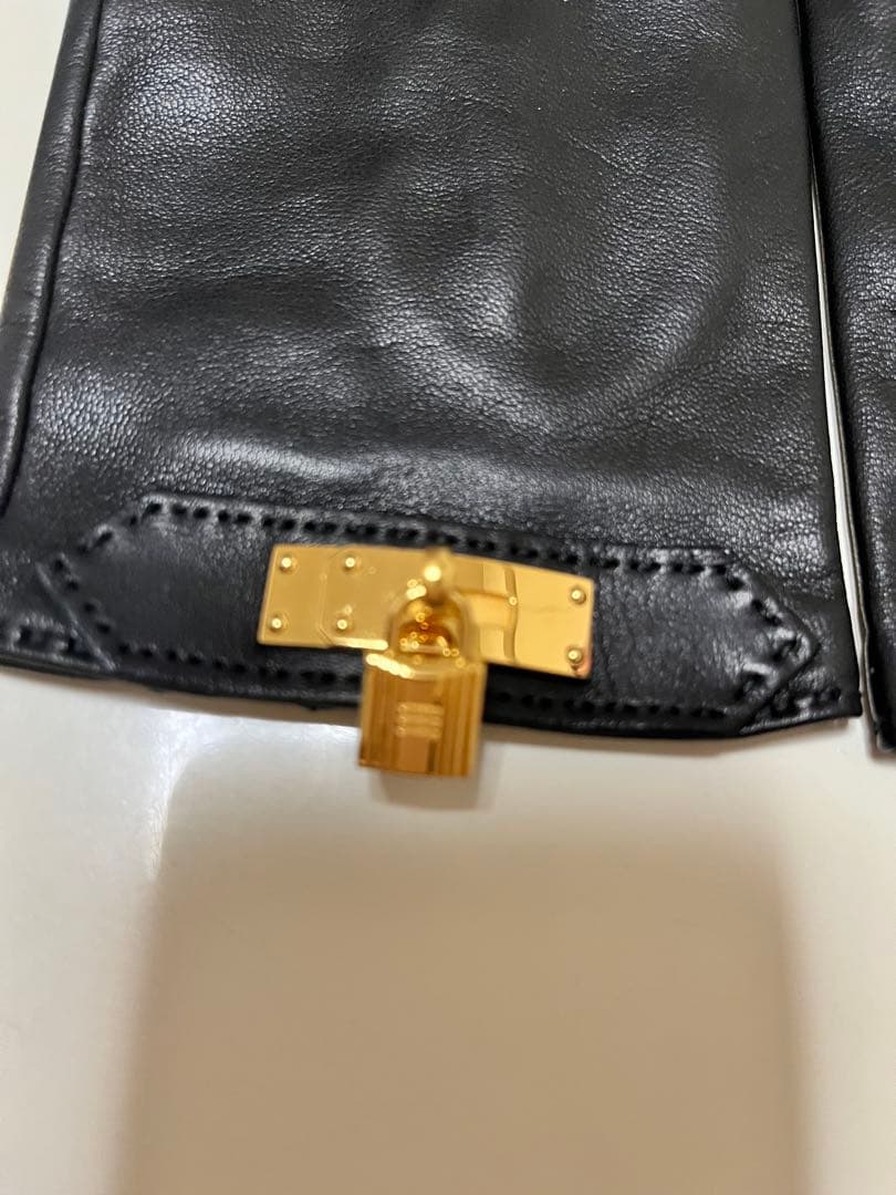 エルメス　レザー手袋 黒 金具付き