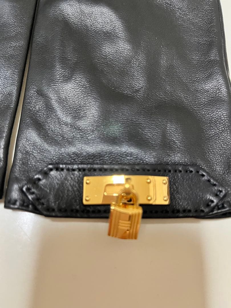 エルメス　レザー手袋 黒 金具付き