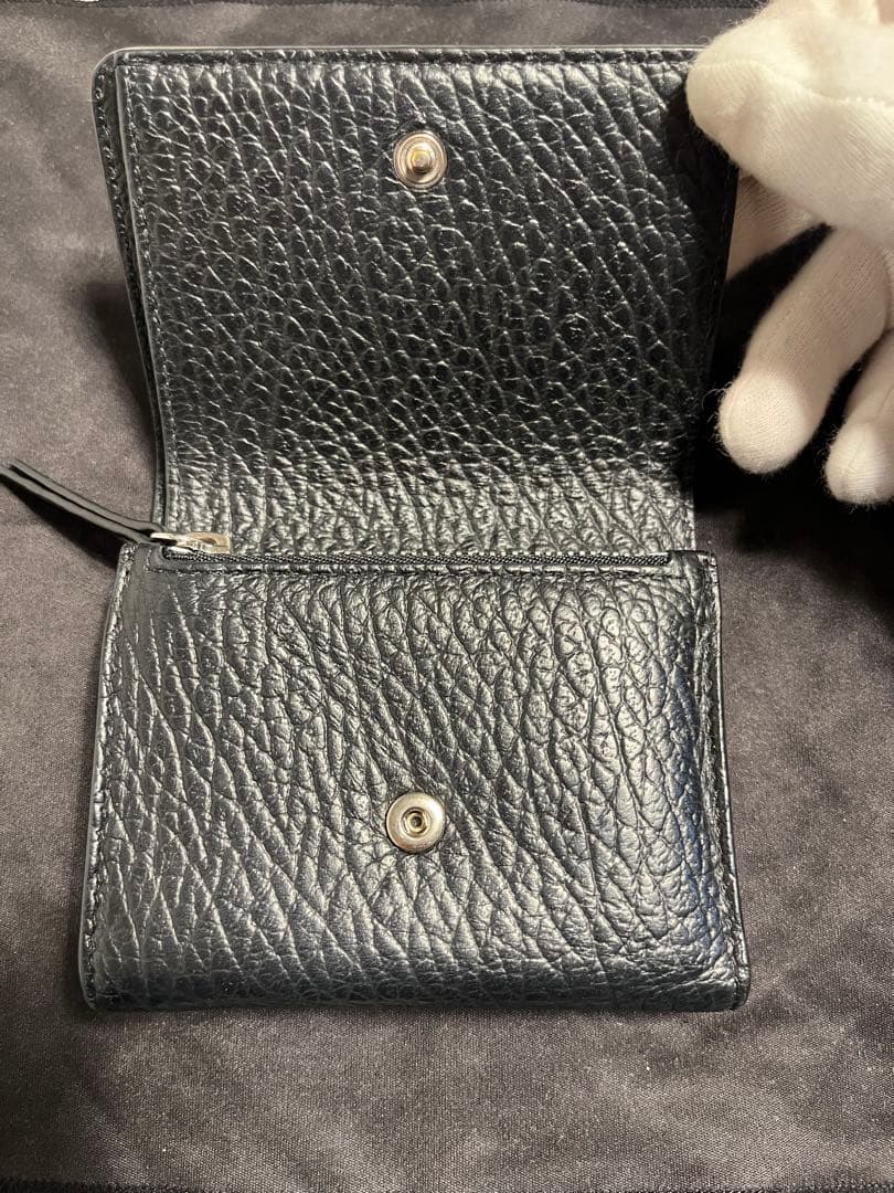 【極美品 正規品】メゾンマルジェラ 4ステッチ 三つ折り ウォレット レザー 黒