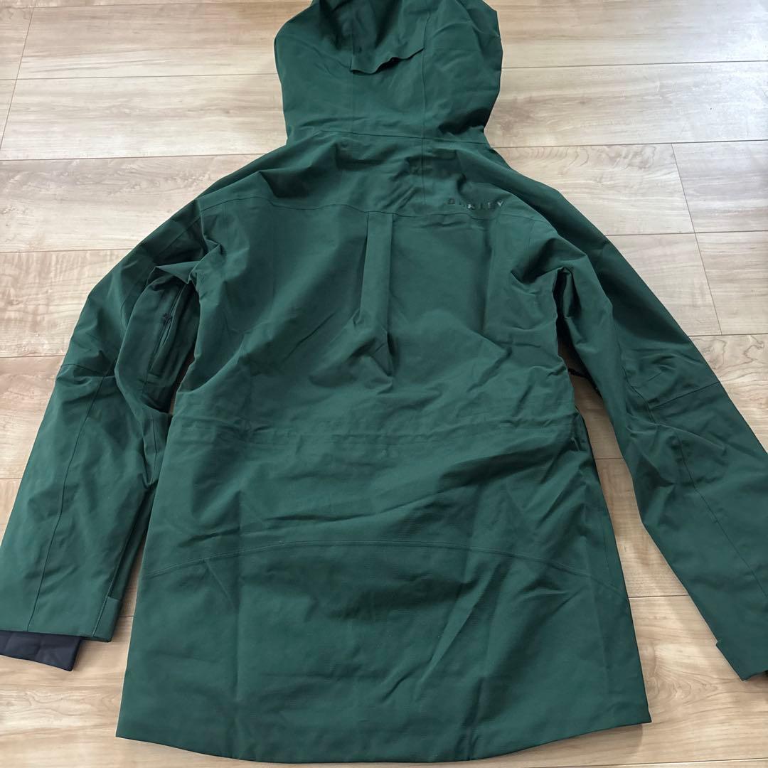 新品　オークリー　ウィメンズ　スノーボード　スキー　ジャケット　グリーン　S